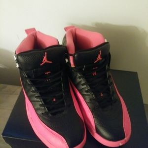 Jordans 12s Hot Pink and Black - Size 8.5